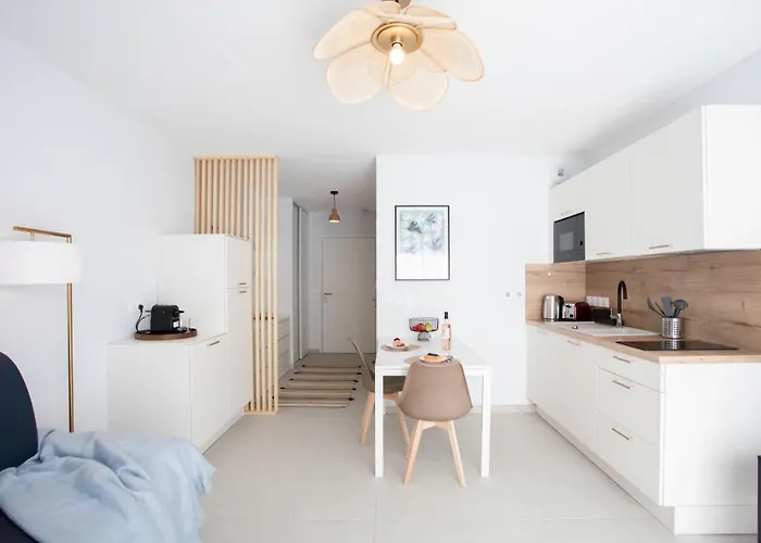 A5 - Modern 5 Min To Sea - Pool & Garage Appartement Antibes