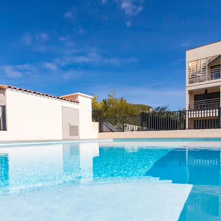 A5 - Modern 5 Min To Sea - Pool & Garage Appartement *